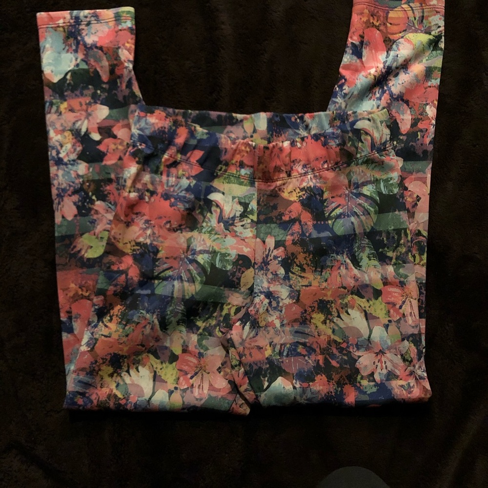 Colorful leggings!